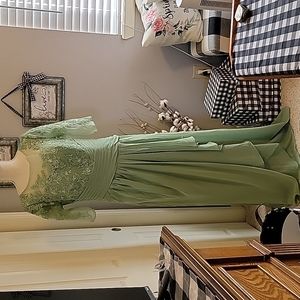 Sage Green Mother of Bride/Groom/Formal Long Dress